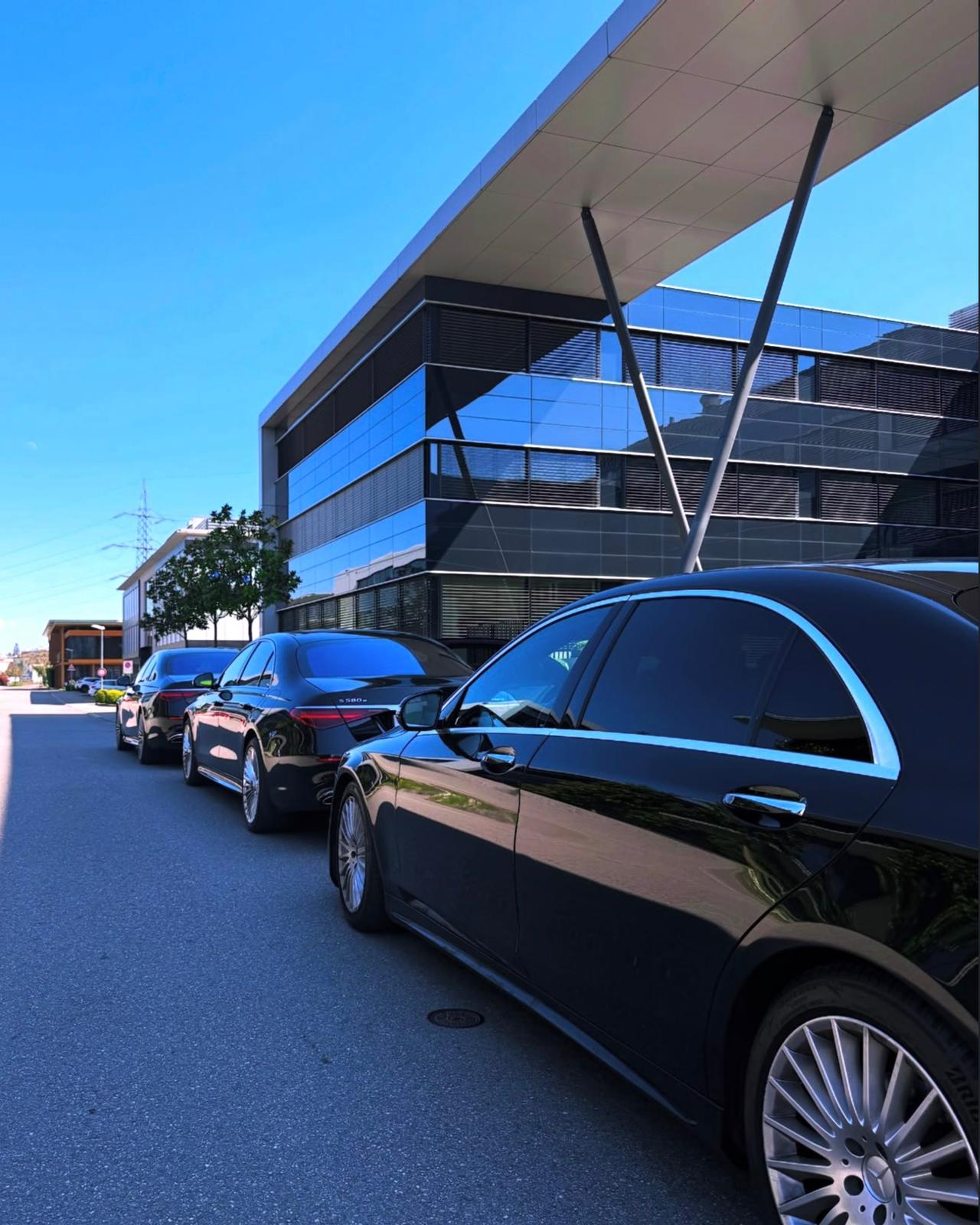 Luxury Chauffeur Vehicle